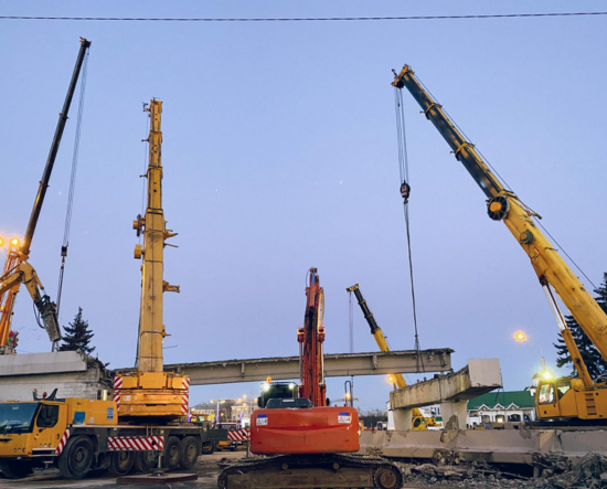 Heavy Machinery & Yard Equipment
